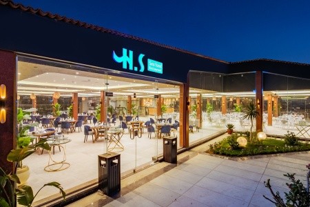 Egypt Hurghada Rewaya Majestic Resort 12 dňový pobyt All Inclusive Letecky Letisko: Viedeň April 2026 ( 8/04/26-19/04/26)