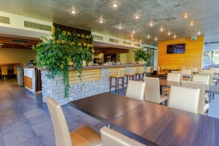 Slovensko Nízke Tatry Ostredok 8 dňový pobyt Polpenzia Vlastná January 2026 ( 5/01/26-12/01/26)