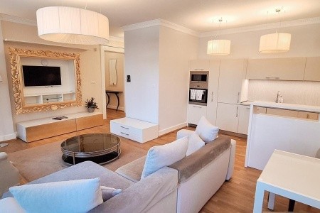 Slovensko Vysoké Tatry Vila Marína 5 dňový pobyt Polpenzia Vlastná December 2025 (14/12/25-18/12/25)