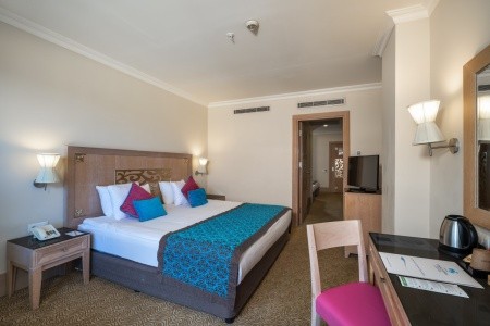 Turecko Kemer Crystal De Luxe Resort & Spa 7 dňový pobyt Ultra All inclusive Letecky Letisko: Viedeň March 2026 (20/03/26-26/03/26)