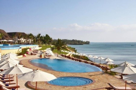 Zanzibar, Další oblasti na Zanzibaru, Sea Cliff Resort & Spa, za <span>52.124</span> Kč
