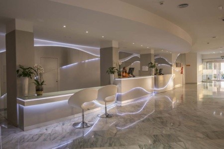 Kanárske ostrovy Tenerife Hovima Costa Adeje 6 dňový pobyt All Inclusive Letecky Letisko: Budapešť May 2026 (13/05/26-18/05/26)