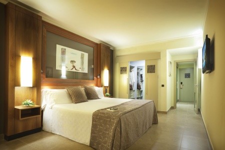 Kanárske ostrovy Tenerife Jardines De Nivaria 5 dňový pobyt Raňajky Letecky Letisko: Budapešť May 2026 (10/05/26-14/05/26)