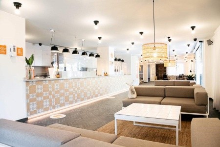 Kanárske ostrovy Tenerife Coral Compostela Beach 6 dňový pobyt Polpenzia Letecky Letisko: Budapešť October 2026 (11/10/26-16/10/26)