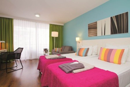 Kanárske ostrovy Tenerife Coral Suites 7 dňový pobyt Polpenzia Letecky Letisko: Budapešť July 2026 (20/07/26-26/07/26)