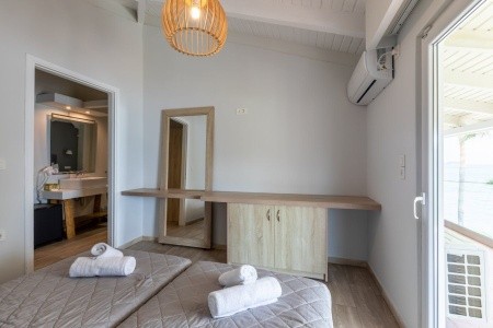 Cameo Beach Resort - 8