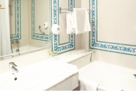 Royal Garden Palace - 62