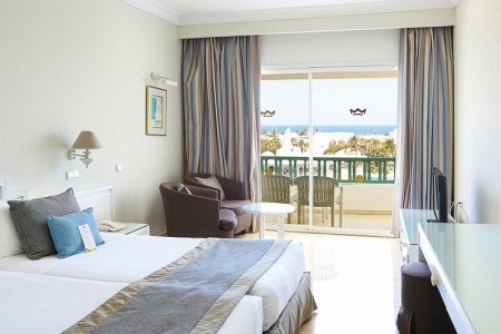 Royal Garden Palace - 32