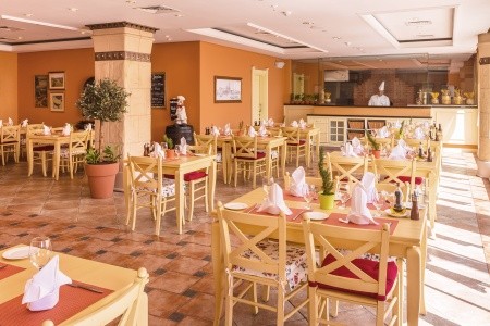 Coral Beach Resort - 17