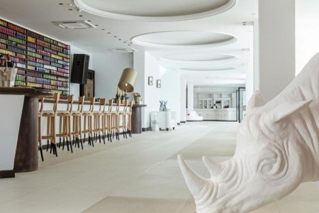 Grécko Mykonos Myconian Imperial Resort 12 dňový pobyt Raňajky Letecky Letisko: Viedeň August 2026 (30/08/26-10/09/26)