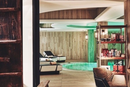 Grécko Mykonos Myconian Imperial Resort 12 dňový pobyt Raňajky Letecky Letisko: Viedeň August 2026 (30/08/26-10/09/26)