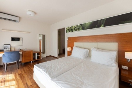 Slovinsko Portorož Boutique Portorose 5 dňový pobyt Raňajky Vlastná October 2025 (10/10/25-14/10/25)