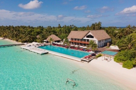 Mercure Maldives Kooddoo Resort - 4