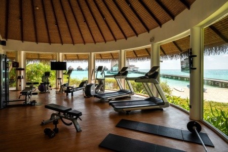 Mercure Maldives Kooddoo Resort - 14