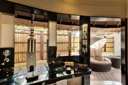 Maldivy Severný Atol Male Banyan Tree Vabbinfaru 12 dňový pobyt Plná penzia Letecky Letisko: Praha June 2026 (11/06/26-22/06/26)