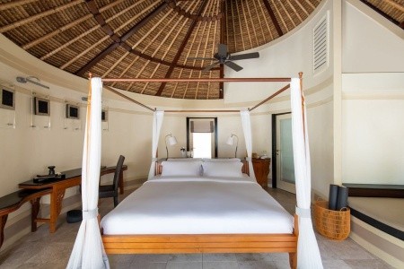 Maldivy Severný Atol Male Banyan Tree Vabbinfaru 12 dňový pobyt Plná penzia Letecky Letisko: Praha June 2026 (11/06/26-22/06/26)