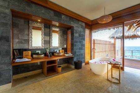 Furaveri Island Resort & Spa (Raa Atoll) - 21