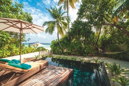 Constance Halaveli Resort - 11