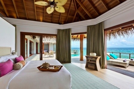 Dusit Thani Maldives - 11