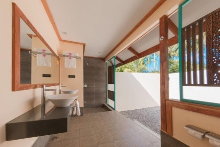 Canareef Resort Maldives (Herathera) - 14