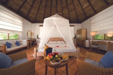 Maldivy  Coco Palm Dhuni Kolhu 10 dňový pobyt Polpenzia Letecky Letisko: Praha December 2025 (19/12/25-28/12/25)