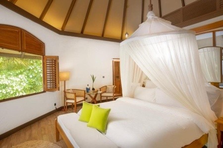 Maldivy  Coco Palm Dhuni Kolhu 10 dňový pobyt Polpenzia Letecky Letisko: Praha December 2025 (19/12/25-28/12/25)