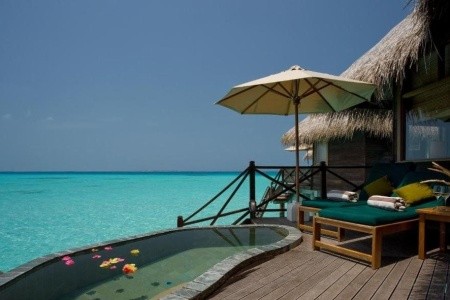 Maldivy  Coco Palm Dhuni Kolhu 10 dňový pobyt Polpenzia Letecky Letisko: Praha December 2025 (19/12/25-28/12/25)