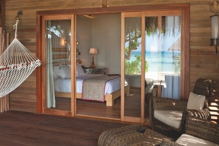 Constance Moofushi - 13