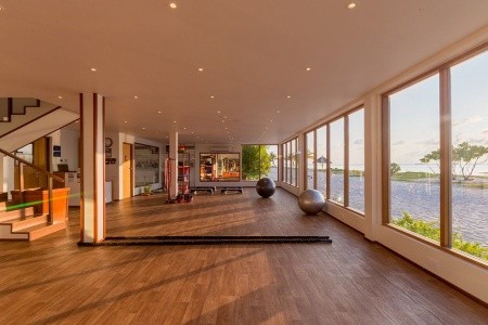 Maldivy Lhaviyani Atol Kuredu Island Resort 9 dňový pobyt Plná penzia Letecky Letisko: Praha May 2026 (18/05/26-26/05/26)