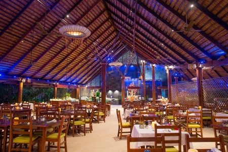 Maldivy Lhaviyani Atol Kuredu Island Resort 9 dňový pobyt Plná penzia Letecky Letisko: Praha May 2026 (18/05/26-26/05/26)