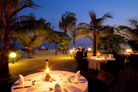 Maldivy Lhaviyani Atol Kuredu Island Resort 9 dňový pobyt Plná penzia Letecky Letisko: Praha May 2026 (18/05/26-26/05/26)