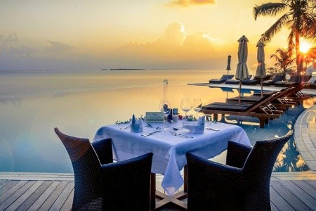 Maldivy Lhaviyani Atol Kuredu Island Resort 9 dňový pobyt Plná penzia Letecky Letisko: Praha May 2026 (18/05/26-26/05/26)