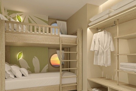 Centara Mirage Lagoon Maldives - 4