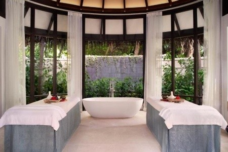 Maldivy Južný Atol Male Anantara Veli Resort & Spa 7 dňový pobyt Polpenzia Letecky Letisko: Praha September 2026 ( 6/09/26-12/09/26)