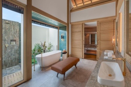 Maldivy Južný Atol Male Jw Marriott Kaafu Atoll Island Resort 8 dňový pobyt Polpenzia Letecky Letisko: Praha October 2026 (17/10/26-24/10/26)