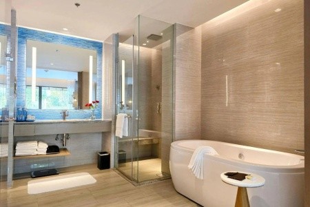 Thajsko Pattaya Renaissance Pattaya Resort & Spa 12 dňový pobyt Polpenzia Letecky Letisko: Praha March 2026 (29/03/26- 9/04/26)