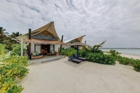 Maldivy  Cinnamon Hakuraa Huraa 9 dňový pobyt Ultra All inclusive Letecky Letisko: Budapešť January 2027 (29/01/27- 6/02/27)