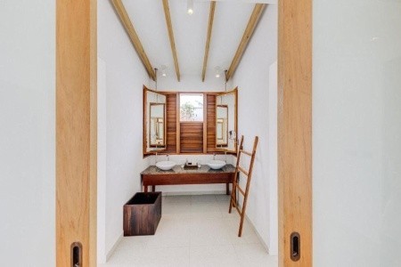 Maldivy  Cinnamon Hakuraa Huraa 9 dňový pobyt Ultra All inclusive Letecky Letisko: Budapešť January 2027 (29/01/27- 6/02/27)
