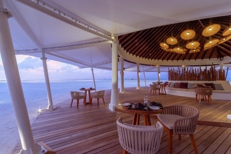 Maldivy  Cinnamon Hakuraa Huraa 9 dňový pobyt Ultra All inclusive Letecky Letisko: Budapešť January 2027 (29/01/27- 6/02/27)