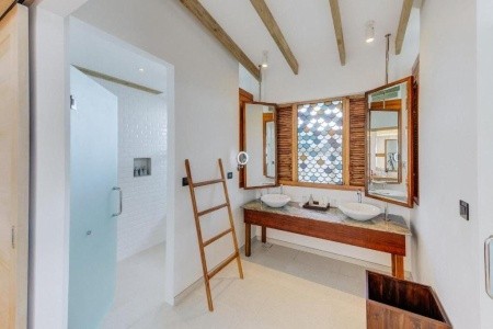 Maldivy  Cinnamon Hakuraa Huraa 9 dňový pobyt Ultra All inclusive Letecky Letisko: Budapešť January 2027 (29/01/27- 6/02/27)