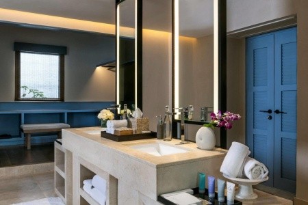 Maldivy  Raffles Maldives Meradhoo Resort 13 dňový pobyt Polpenzia Letecky Letisko: Praha February 2026 (27/02/26-11/03/26)