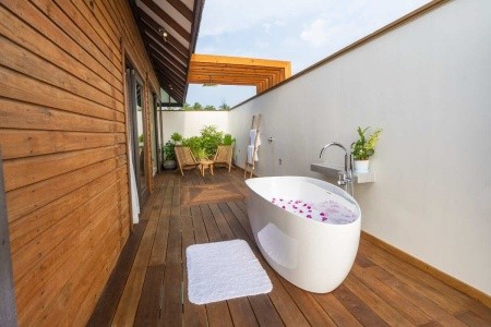 Veligandu Island Resort & Spa (Rasdhu Atoll) - 5