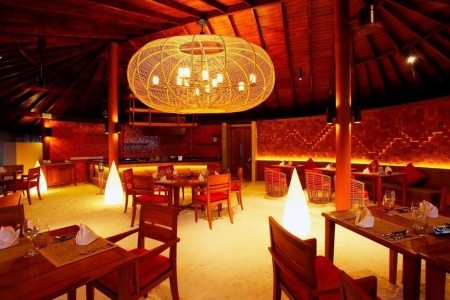 Maldivy Severný Atol Male Centara Ras Fushi Resort A Spa 16 dňový pobyt Raňajky Letecky Letisko: Praha October 2026 ( 5/10/26-20/10/26)