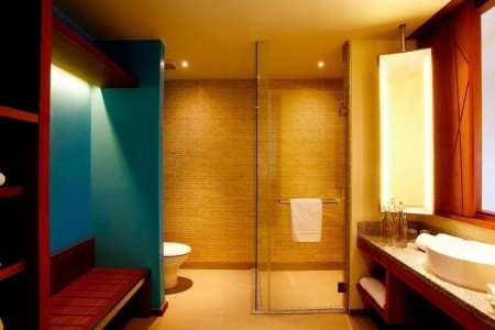 Maldivy Severný Atol Male Centara Ras Fushi Resort A Spa 16 dňový pobyt Raňajky Letecky Letisko: Praha October 2026 ( 5/10/26-20/10/26)