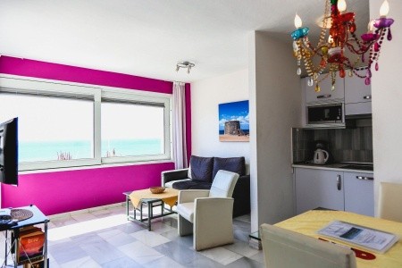 R2 Maryvent Beach Apartment - 9