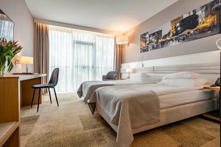 Poľsko Pomořansko Platan 5 dňový pobyt Raňajky Letecky Letisko: Praha August 2026 ( 8/08/26-12/08/26)