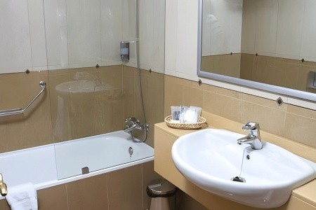 Kanárske ostrovy Lanzarote Checkin Diamar 8 dňový pobyt Polpenzia Letecky Letisko: Budapešť August 2026 (11/08/26-18/08/26)