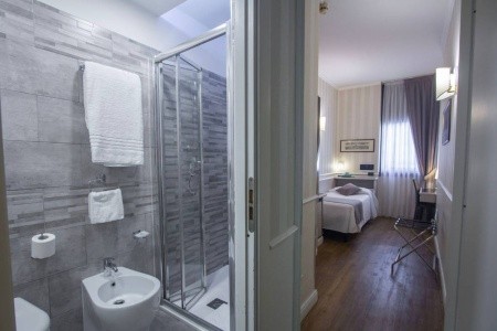 Taliansko Miláno Flora 7 dňový pobyt Bez stravy Letecky Letisko: Praha September 2025 (23/09/25-29/09/25)