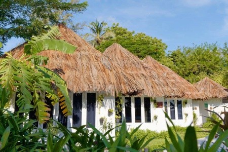 Maldivy  Equator Village 9 dňový pobyt Polpenzia Letecky Letisko: Praha March 2026 ( 2/03/26-10/03/26)