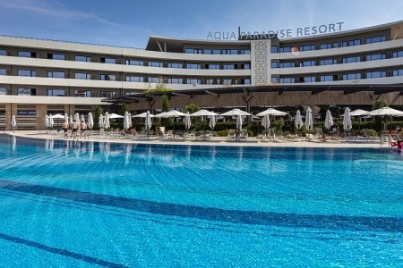 Aqua Paradise Resort - 5